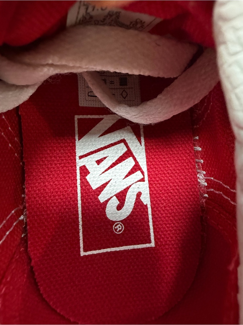 Kids Vans Red Low-Top Skate Sneakers Sz. 11 - Picture 2 of 10